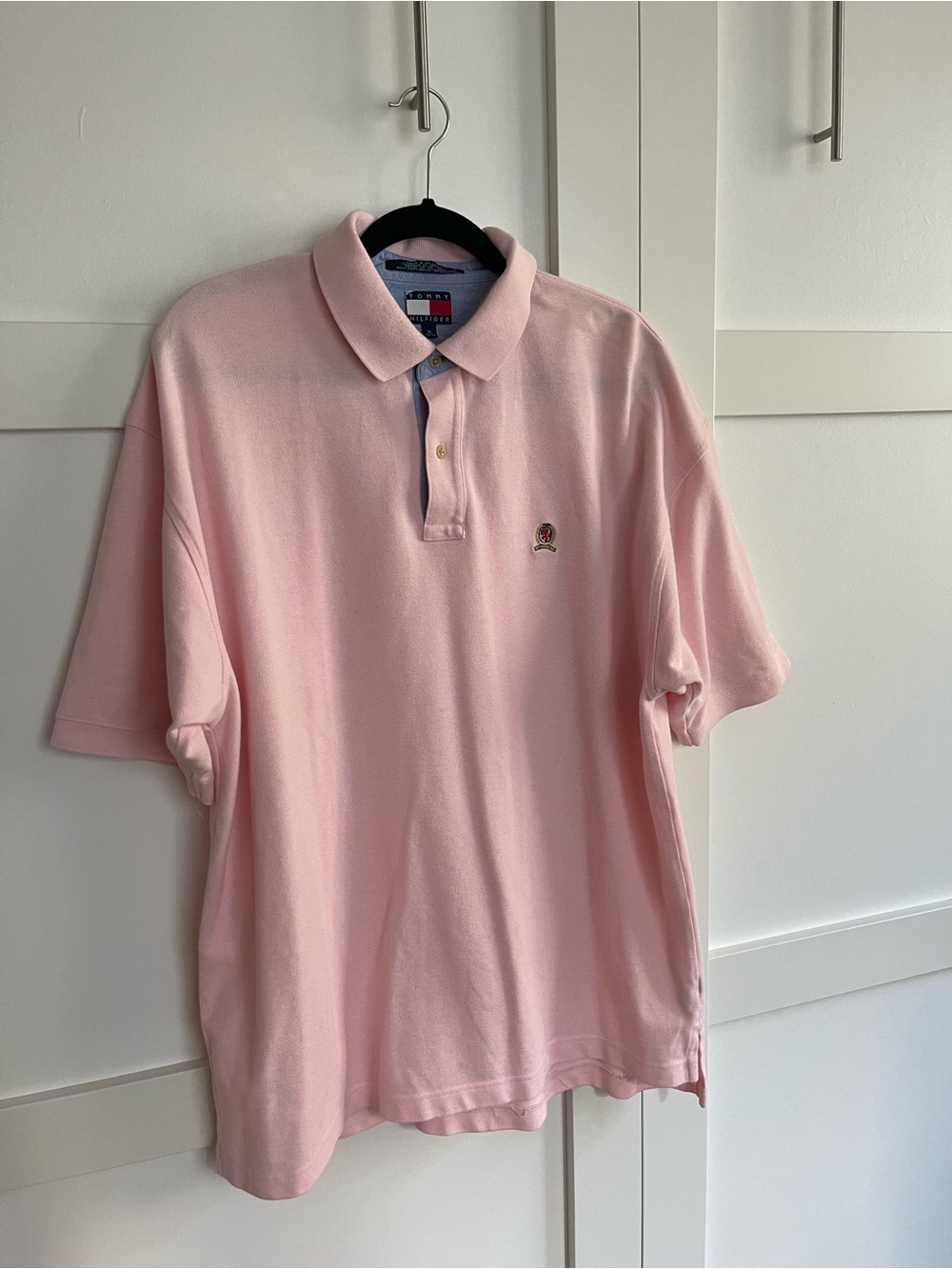 Tommy Hilfiger Men’s Light Pink Polo with Contrast Placket